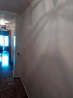 Empresa de pintores en Córdoba y trabajos verticales en Córdoba. Impermeabilización, solución para la humedad, pintura industrial, colocación de papel pintado, tapado de gotelé, decoración de interiores, estuco veneciano y lacado de puertas.